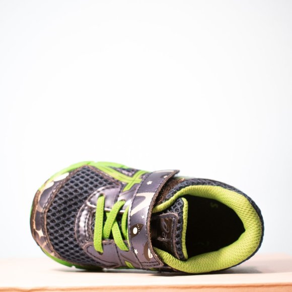 💚🖤Green & Black Asics Boys Sneaker | Size K5 - Picture 6 of 7